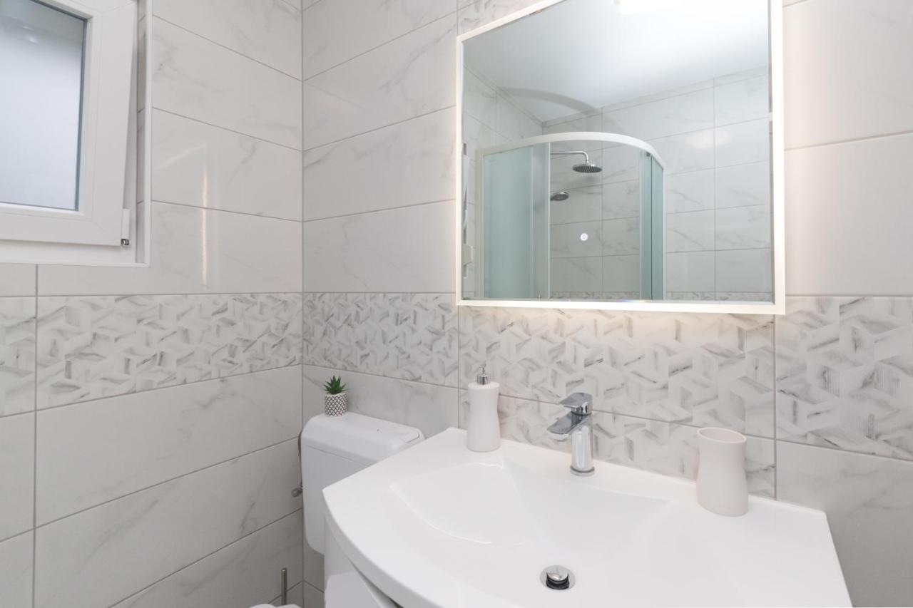 Appartement Agava à Ugljan Extérieur photo