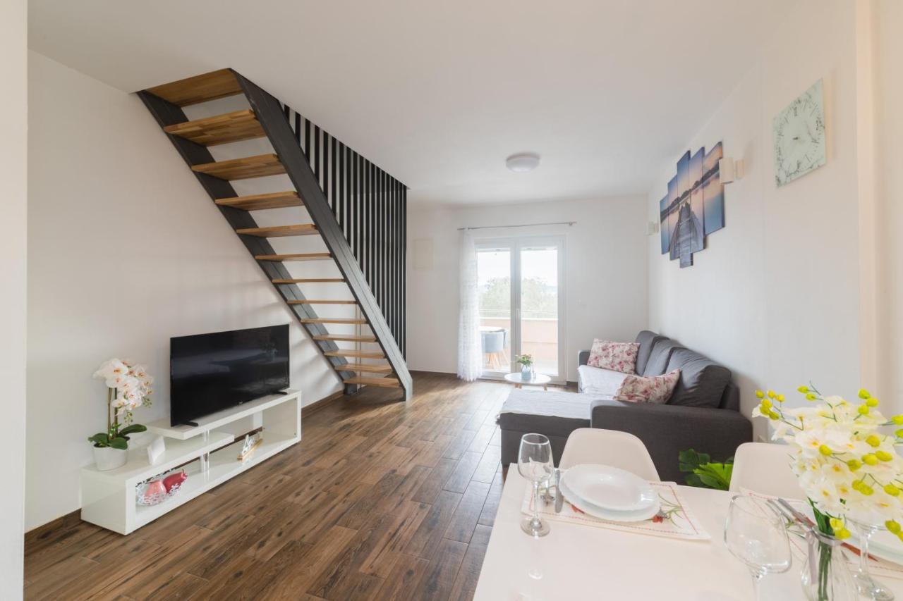Appartement Agava à Ugljan Extérieur photo